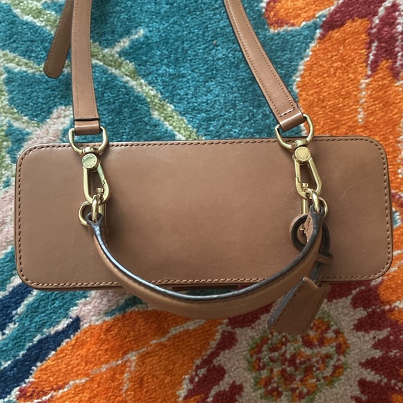 Michael Kors Brown leather and basket weave shoulder bag - Picture 4 of 6